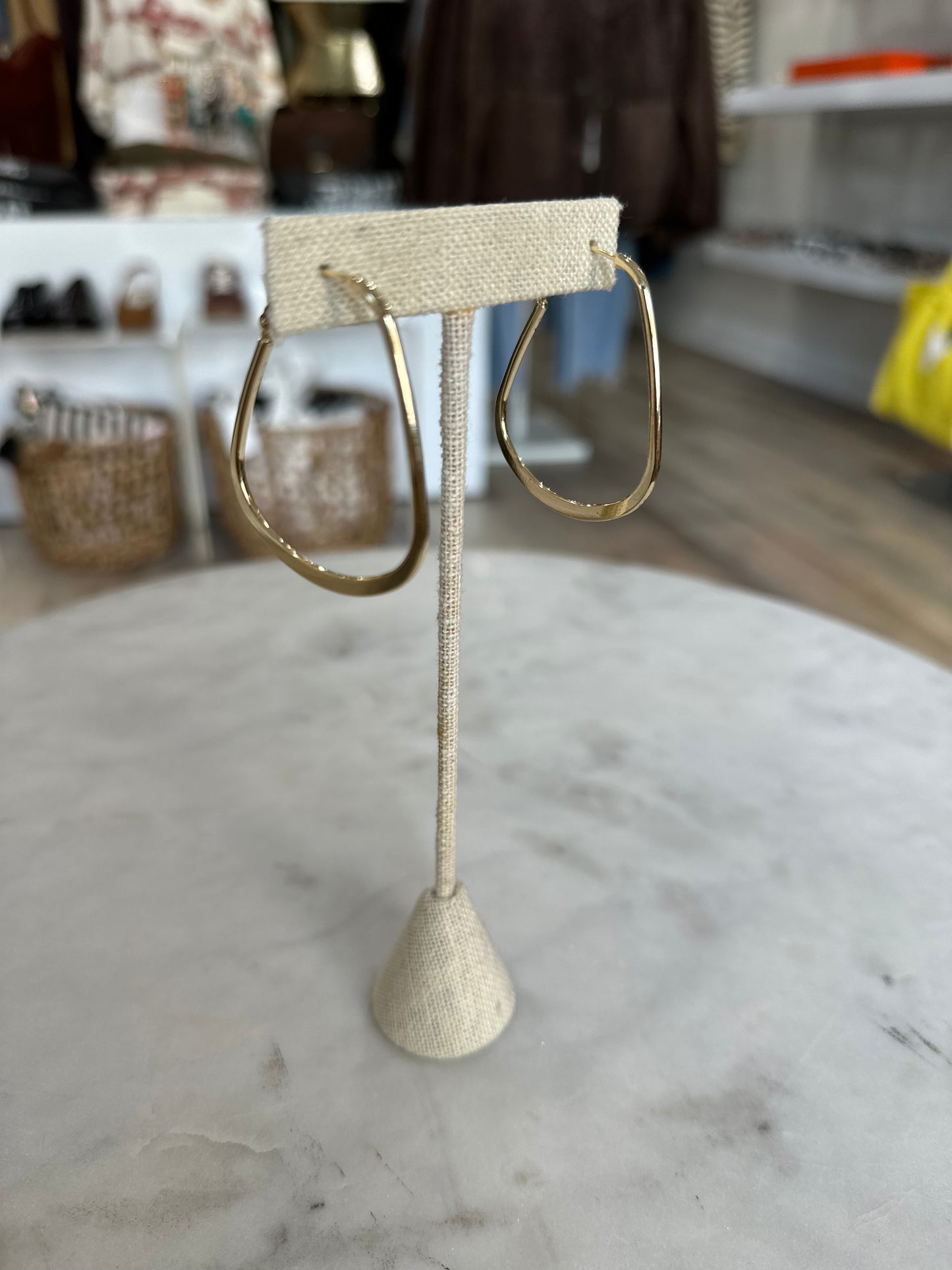 Oval Hoop