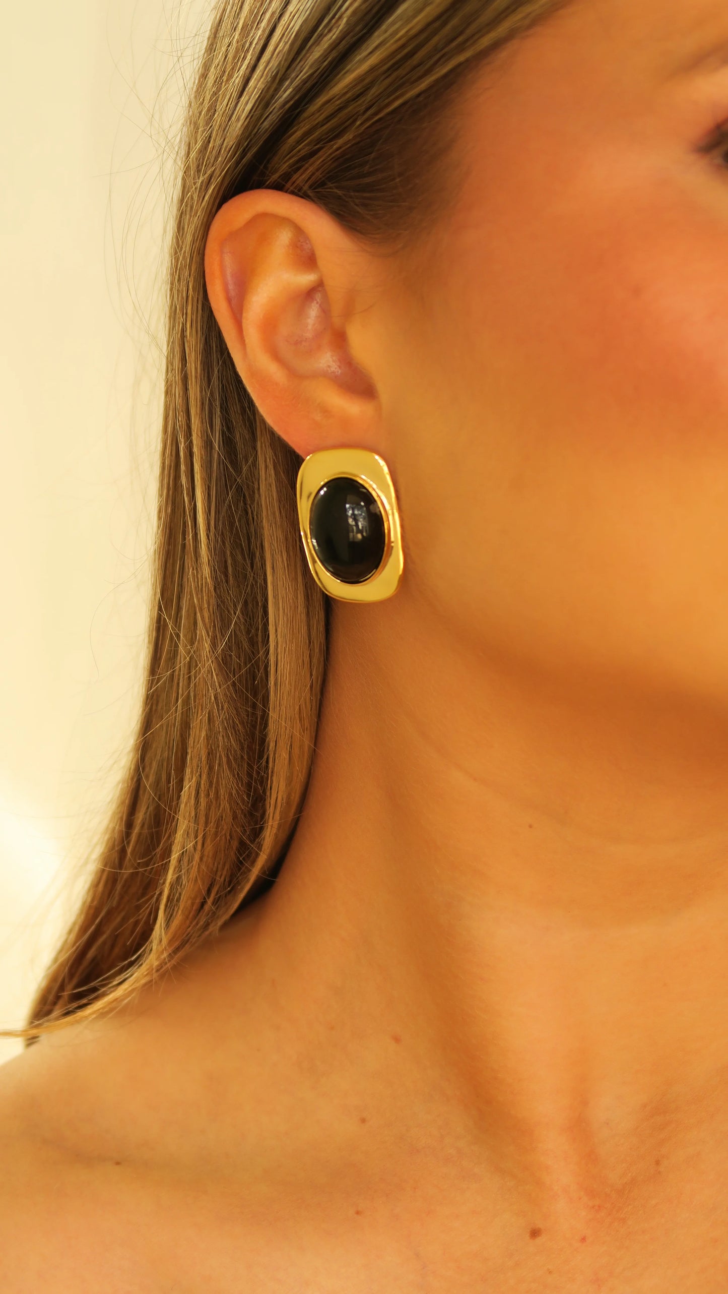 Naomi Earrings- Black