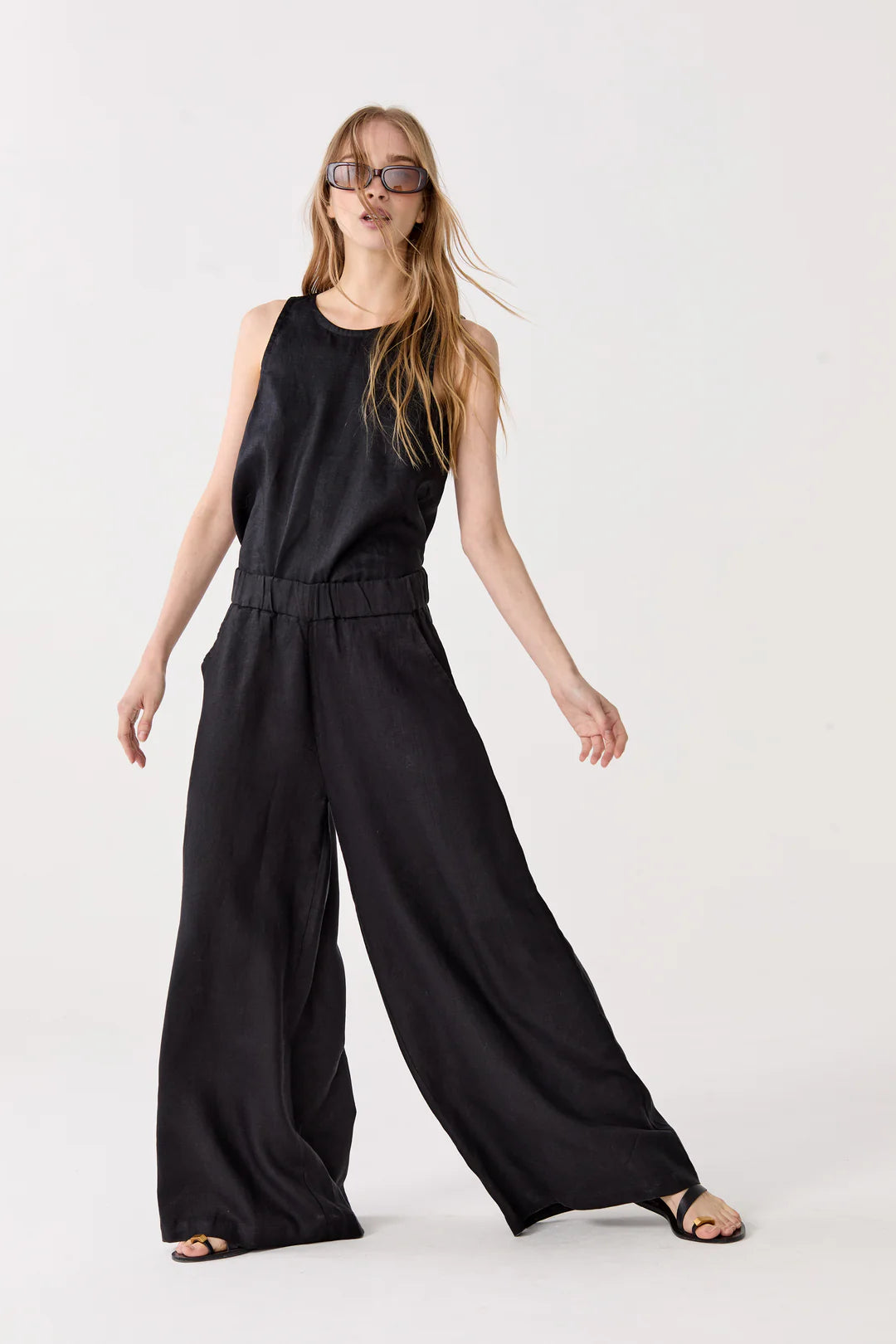 Yves Linen Top Black