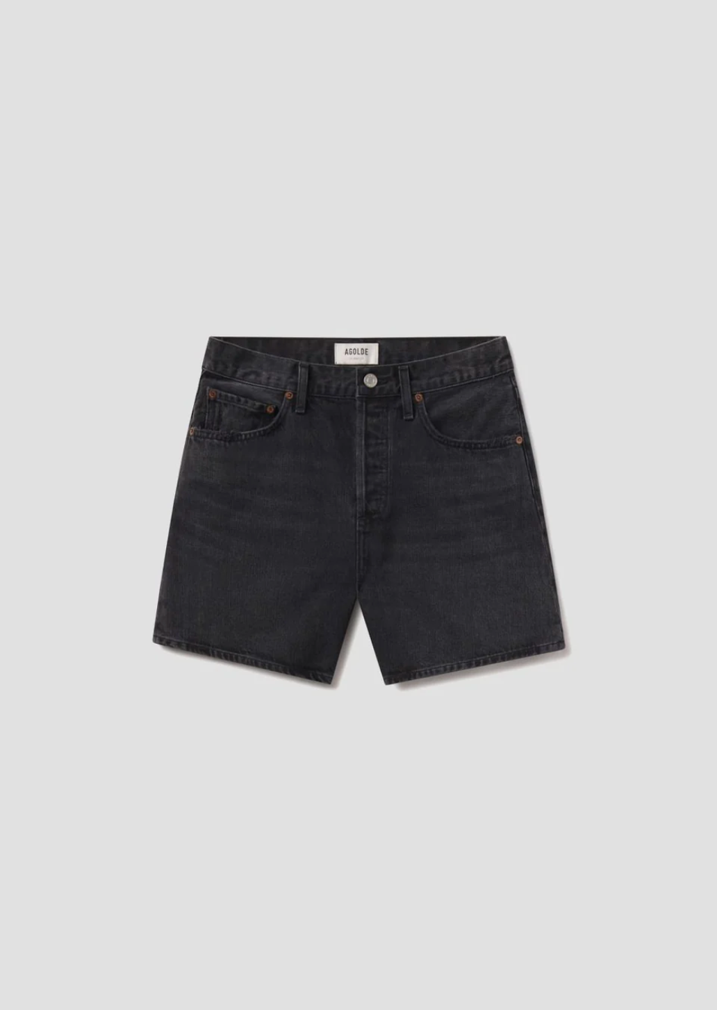 Dame Short In Hitch