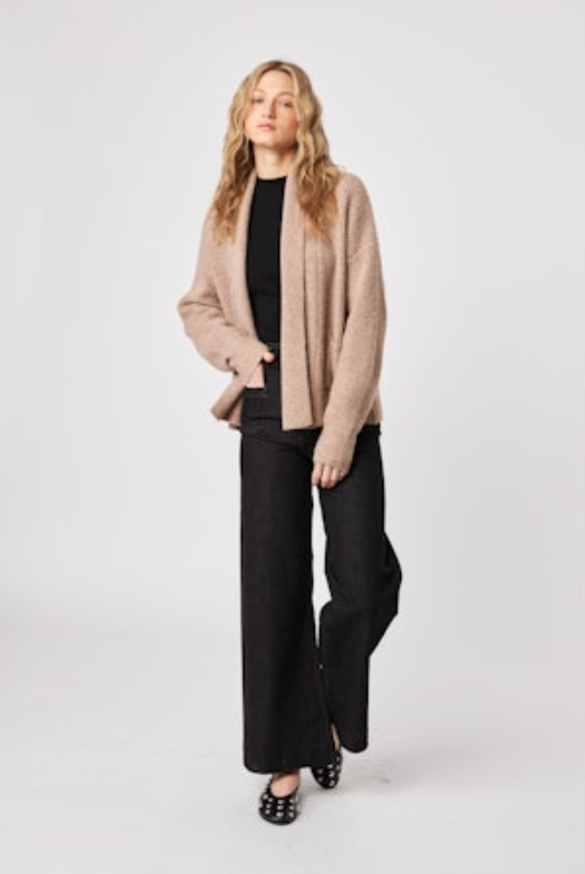 Noah Cardigan in Latte