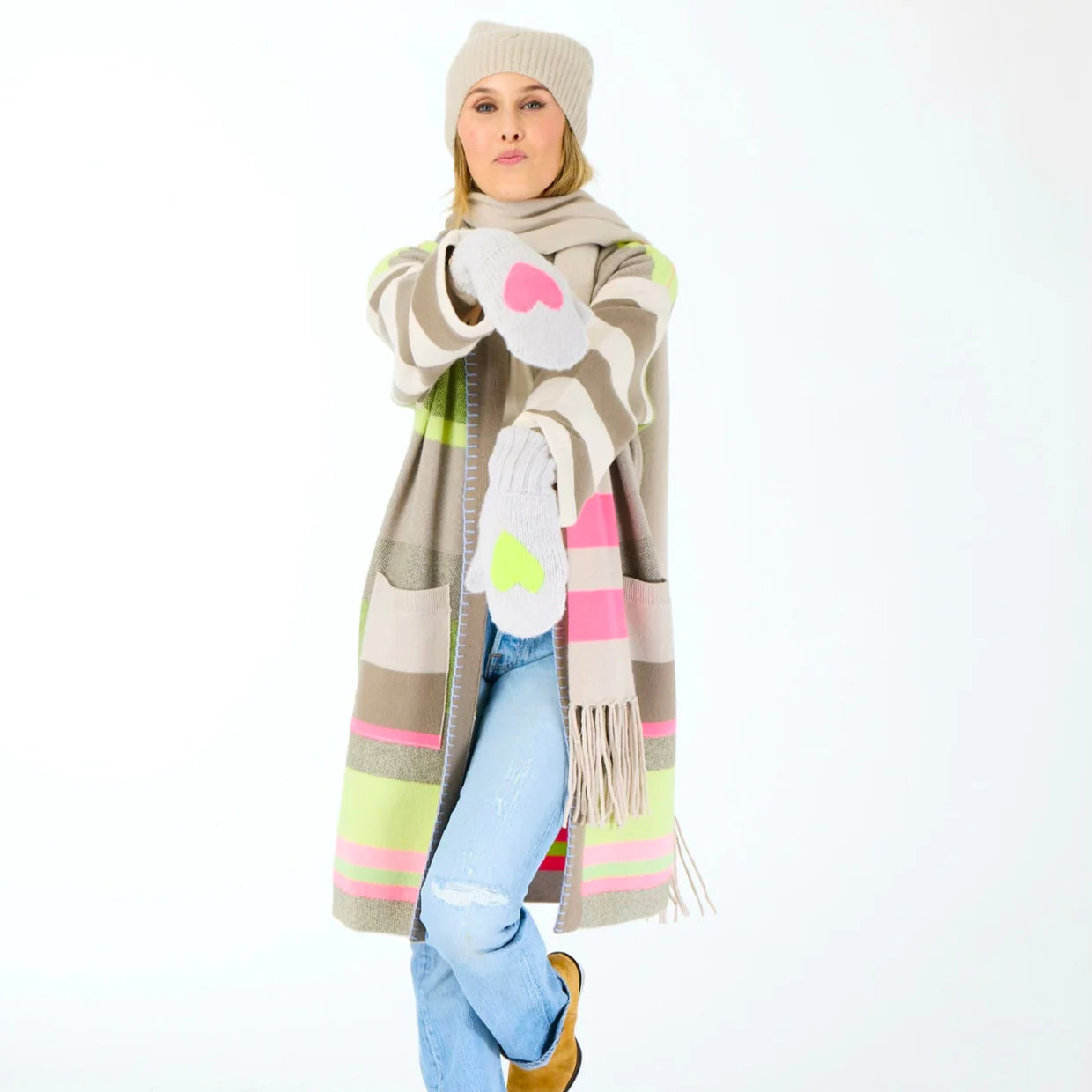 KR Patch Mittens Silver Fox