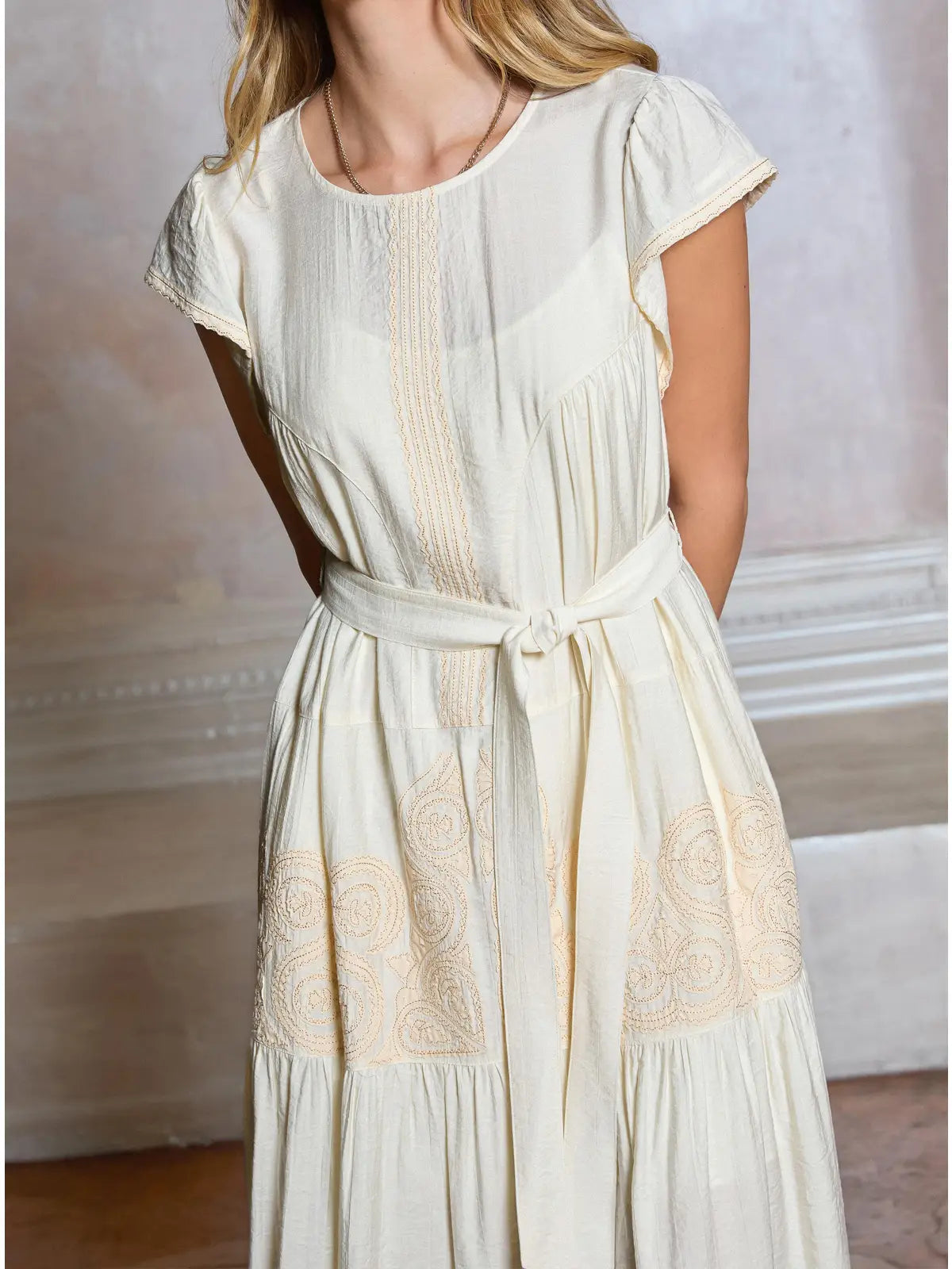 Boho Embroidery Cap Sleeve Midi Dress