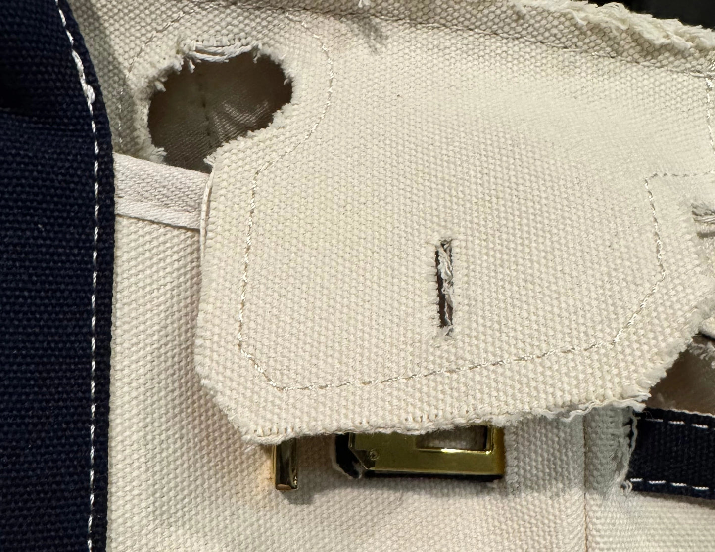 The Weekender Distressed Tote: Navy