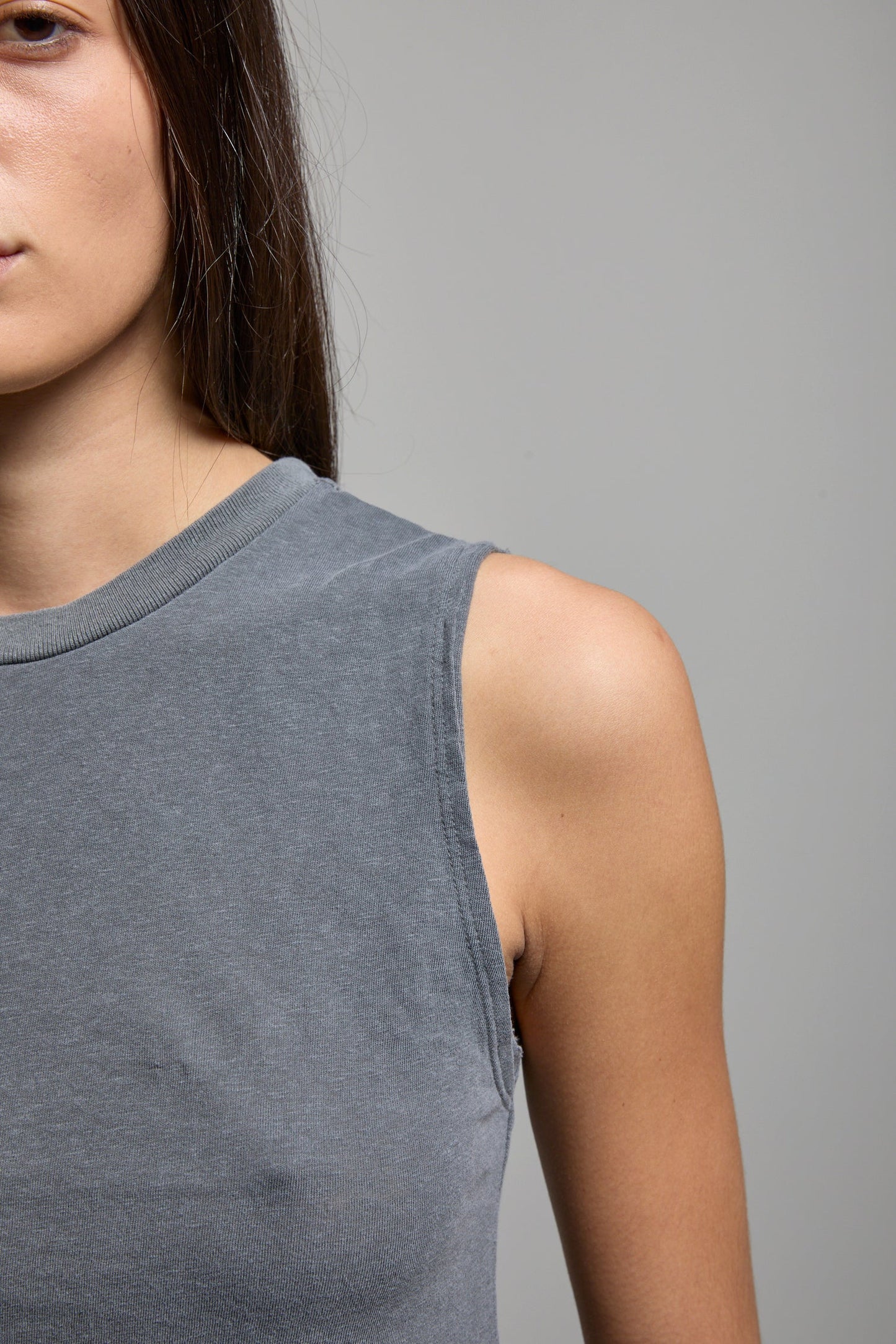 Maya Muscle Tank Vintage Black