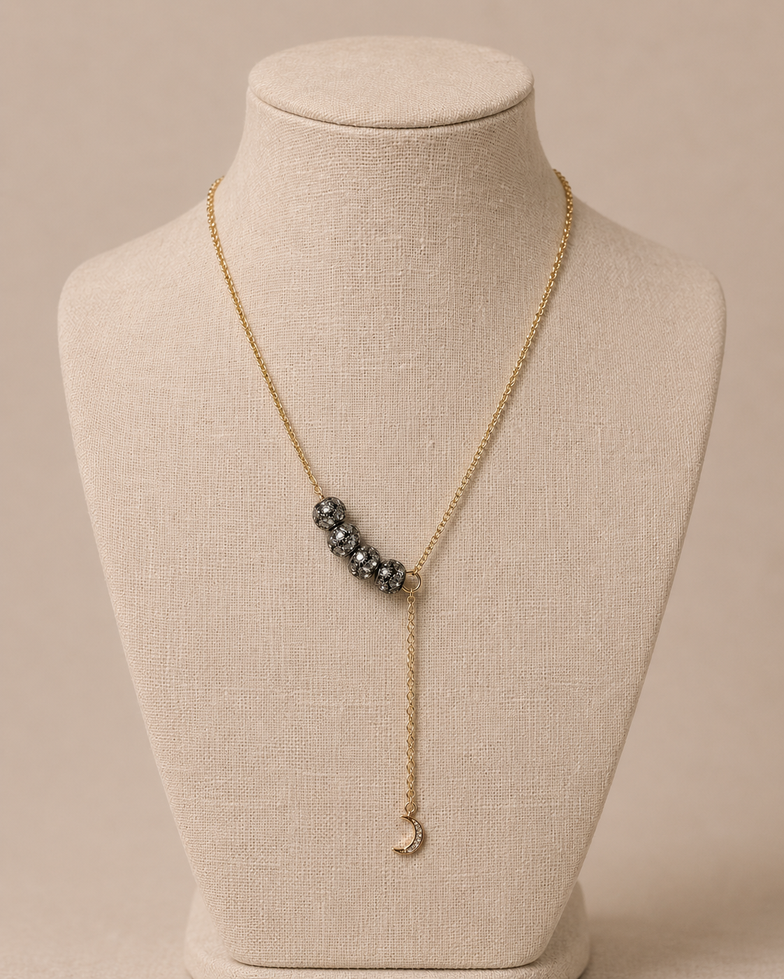 Black Moon Lariot