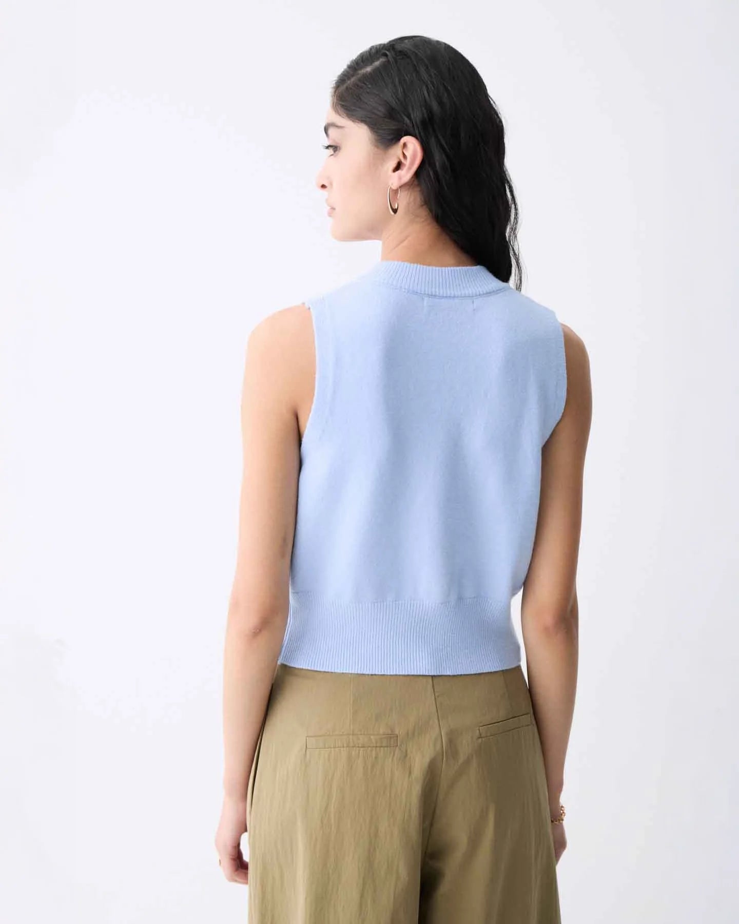 Almada Light Blue Vest