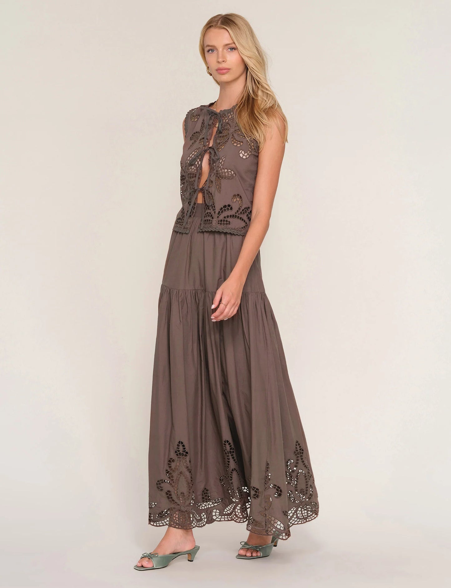 Arly Two Piece
