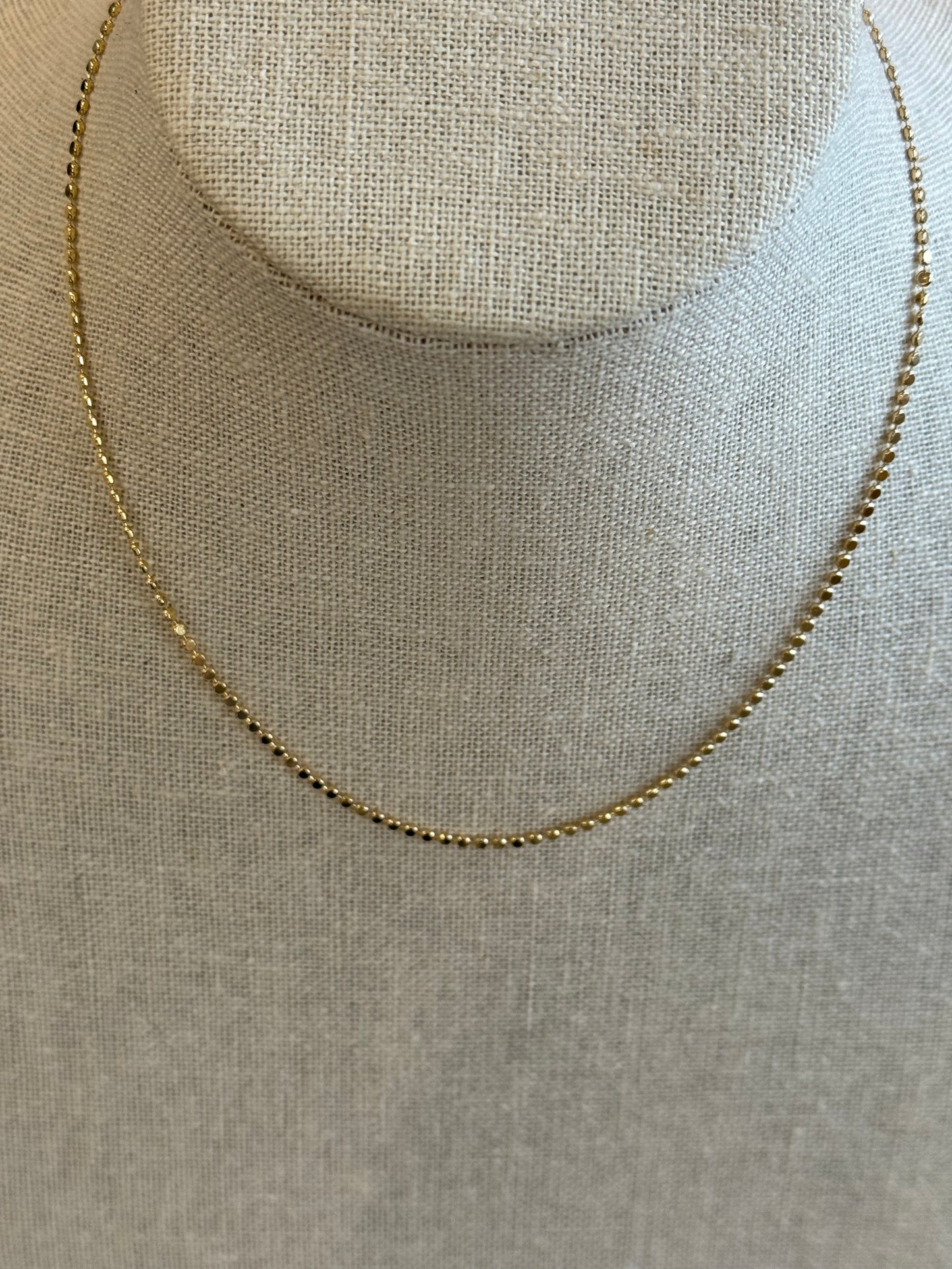 Flat Dot Chain 16"