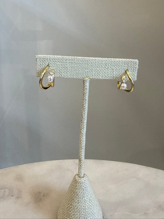 The Pearl Orbit Huggie