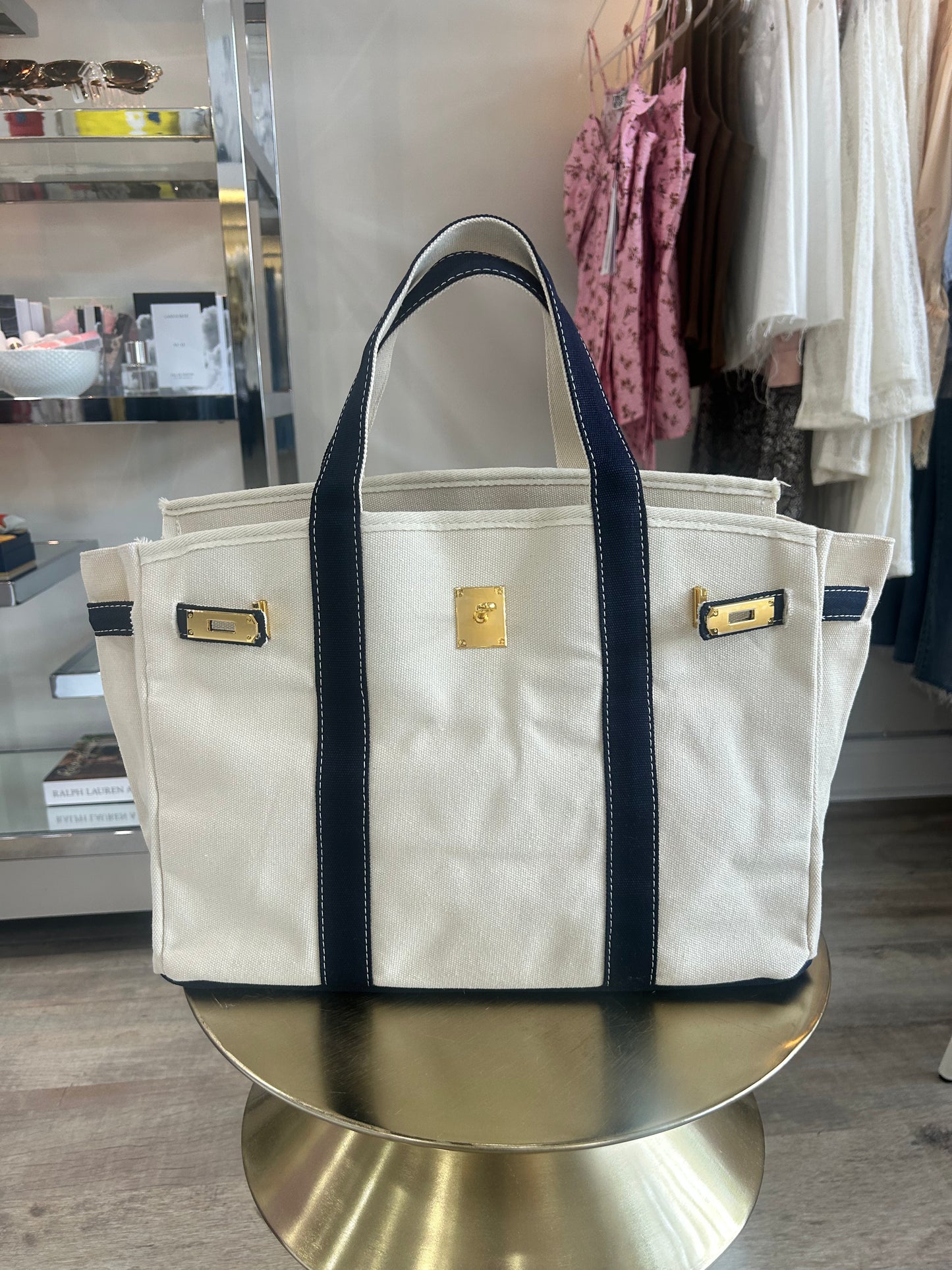The Weekender Distressed Tote: Navy