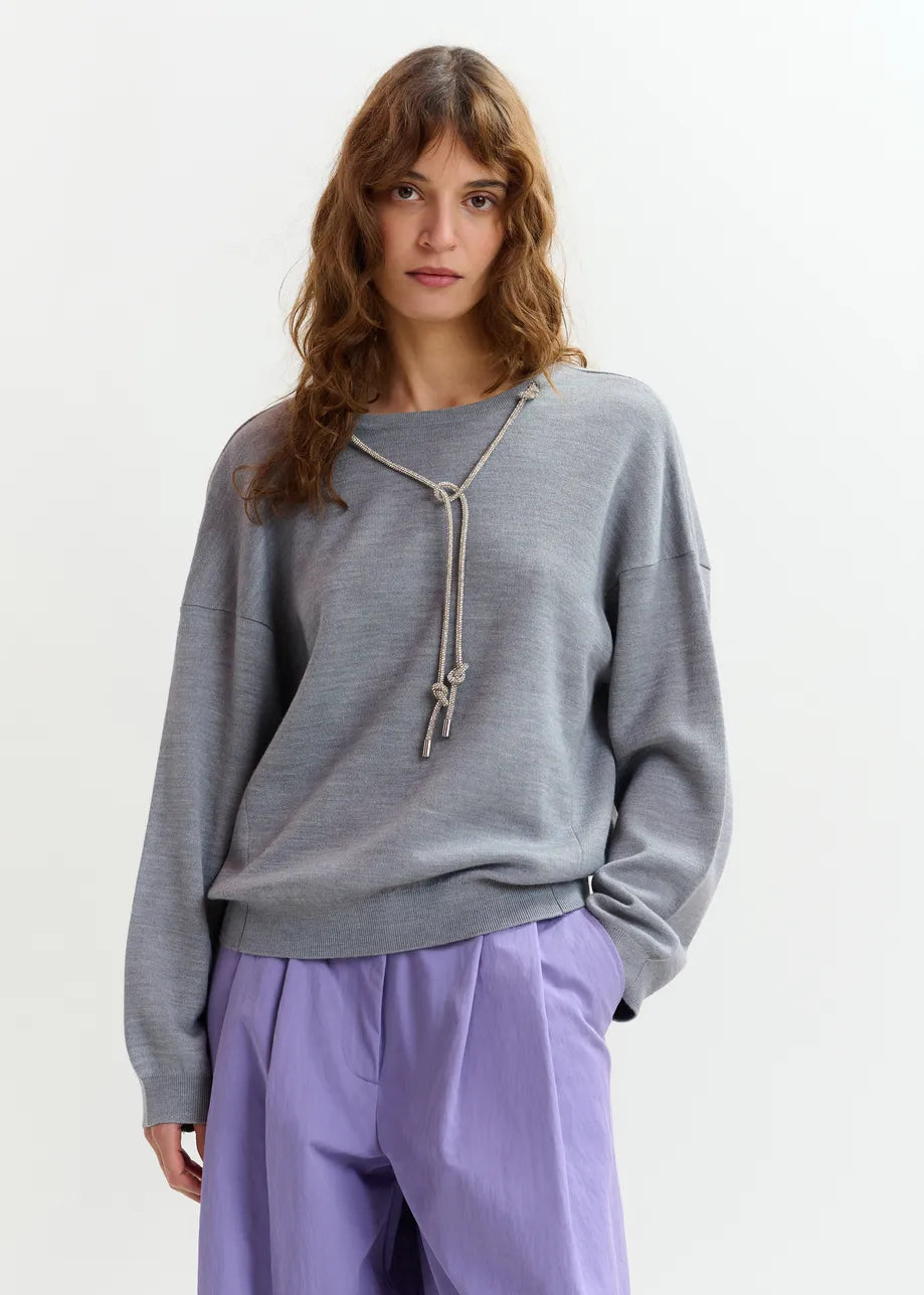 Jemini Pullover With Necklace