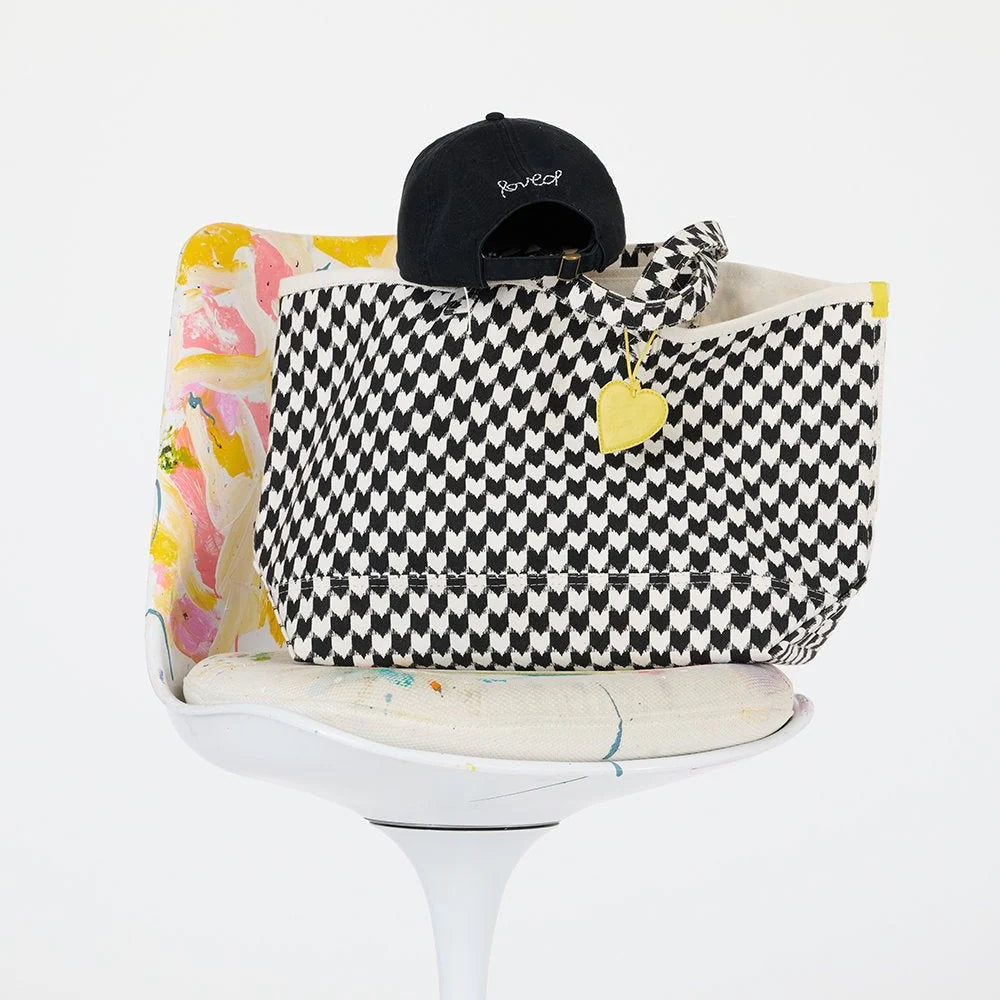 KR Heart Black White Check Tote