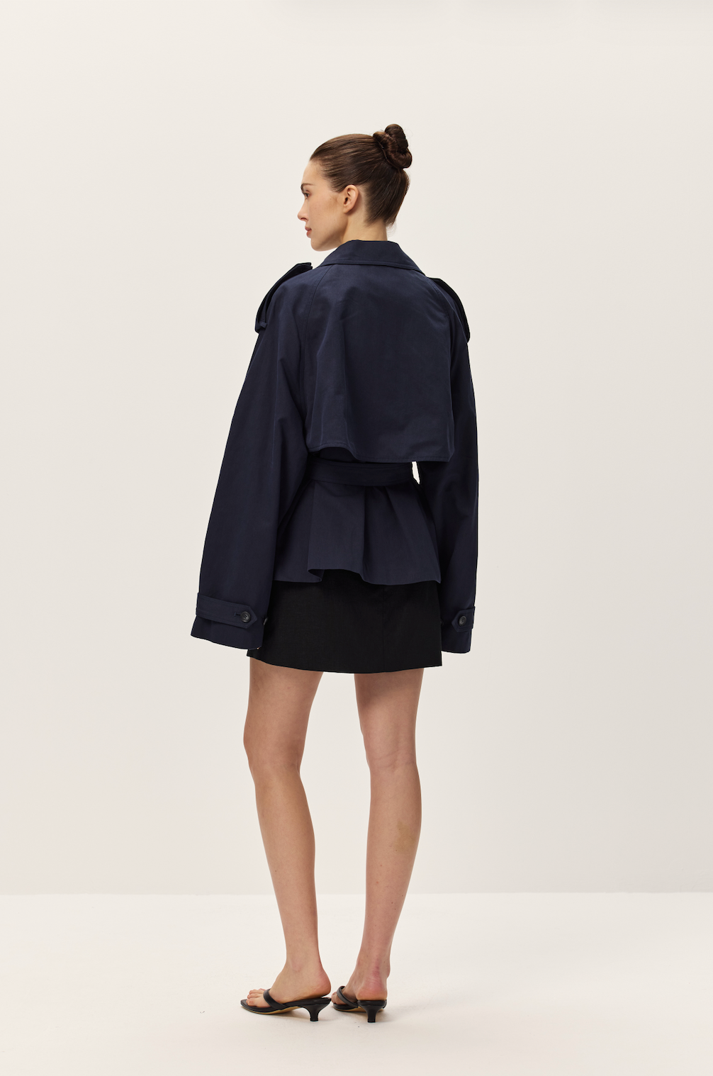 Eleanor Cropped Trench