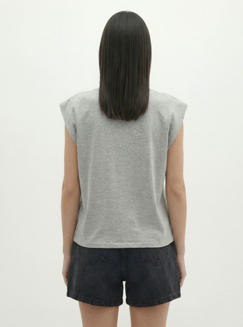 Thiris Short Sleeve Tshirt