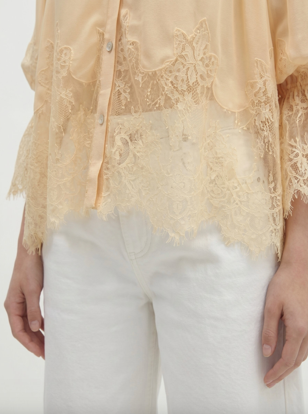 CRISTY | Short-Sleeve V-Neck Shirt with Lace Detail
