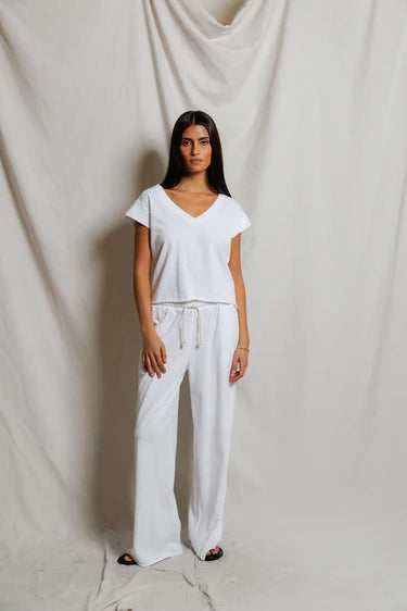 Pearl Vneck White